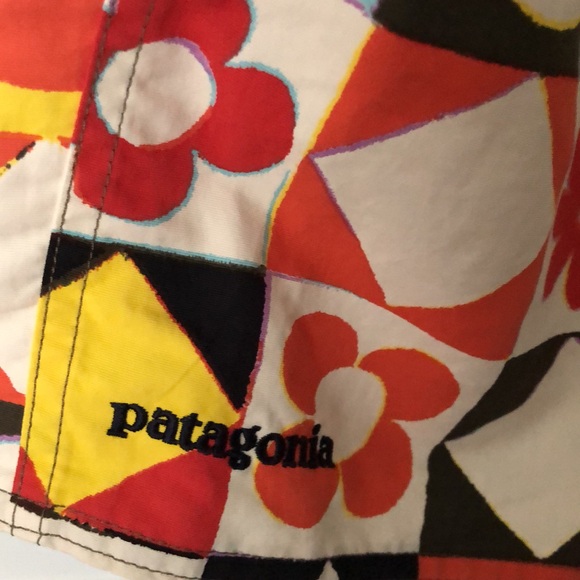 Men’s Patagonia swim trunks suit shorts size 34 - Picture 2 of 6